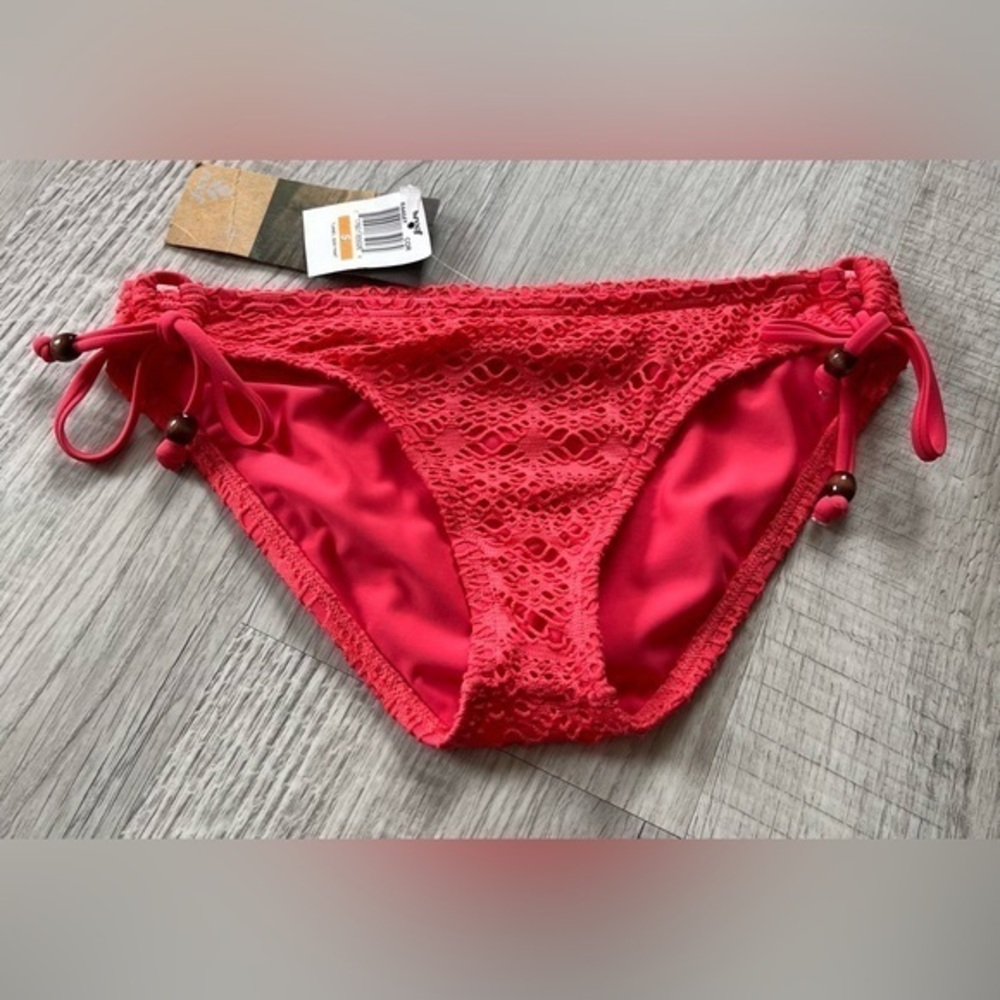 Reef NWT coral crochet bikini bottom size S